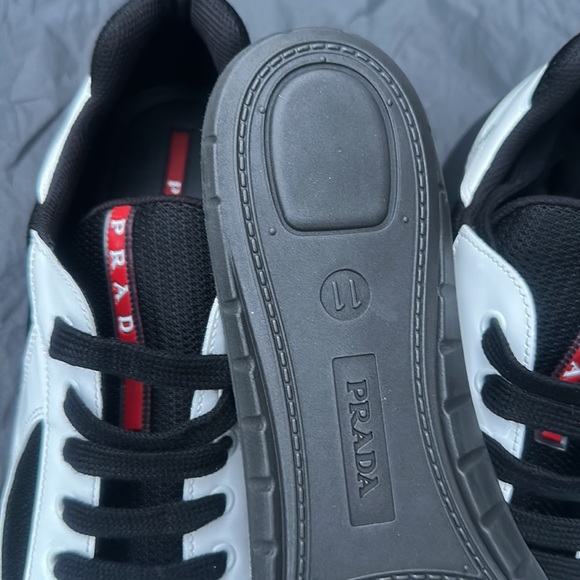 MEN PRADA SNEAKER BLACK/WHITE  Size 11 - Picture 13 of 14